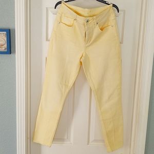 Yellow Maurices jeans 👖